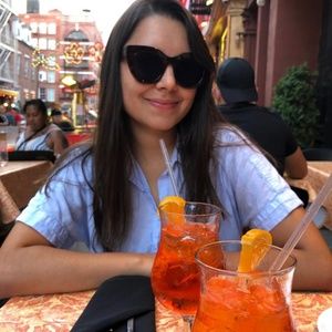 Meet your Posher, Victoria